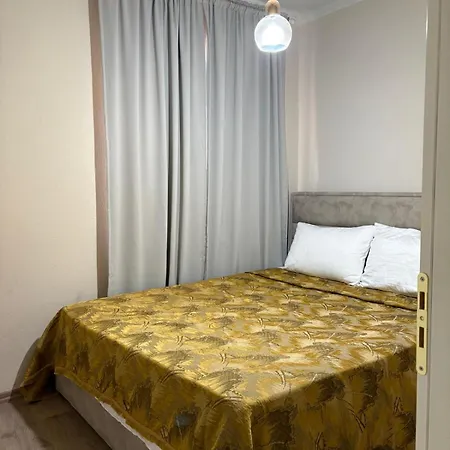 Diana's - Blloku Park Apartmán *