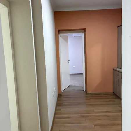 Diana's - Blloku Park Apartmán